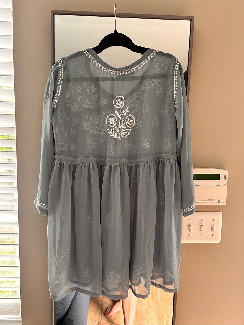 Seva Chikan Tunic Top: Hand Embroidered Indian Kurti Size L - Picture 4 of 7